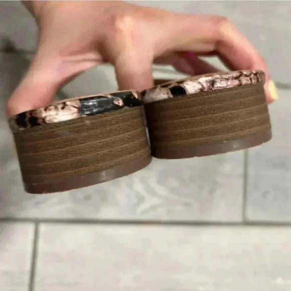 Express Heel Sandals Size 10 - Picture 5 of 5